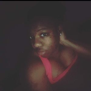 Meet your Posher, Cecile